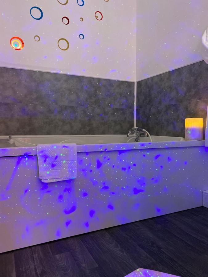 Hypolite Bed & Breakfast Avesnes-sur-Helpe Dış mekan fotoğraf